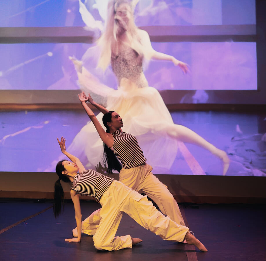 Movement in Harmony 06